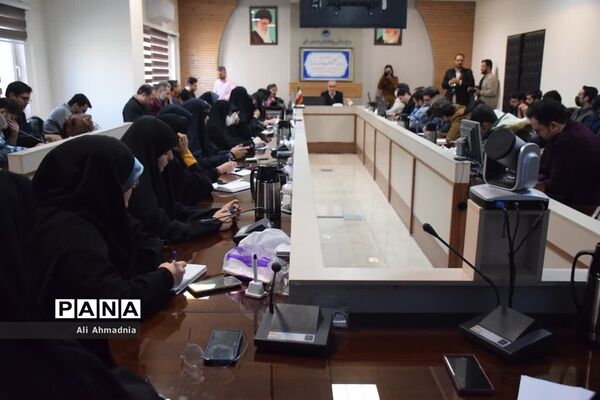 نشست خبری مدیرعامل شرکت آب و فاضلاب استان قم