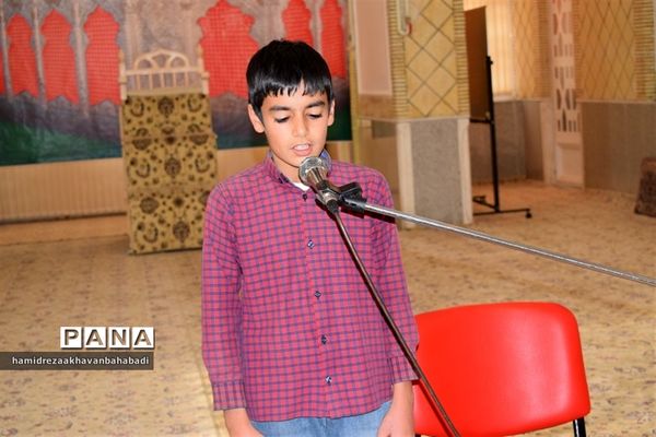 اجتماع دانش‌آموزی فرزندان حاج قاسم سلیمانی در بهاباد