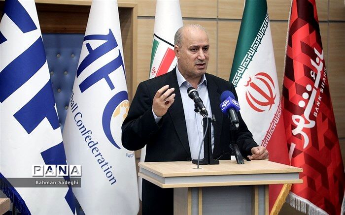کمک ۲۰ میلیاردی وزارت ورزش به فدراسیون فوتبال