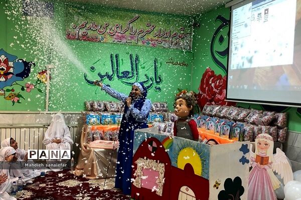 جشن تکلیف در دبستان راهیان نور ناحیه دو شهرری