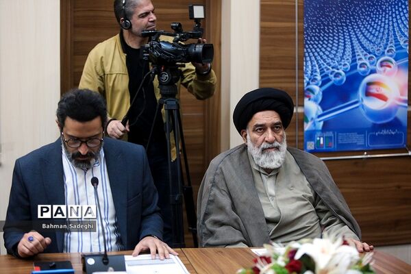 نشست خبری رئیس ستاد بزرگداشت هفته مقام زن و روز مادر