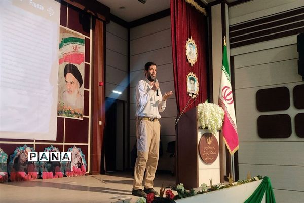 یادواره گرامیداشت هفته مقاومت و چهارمین سالروز شهادت سردار دل‌ها حاج قاسم سلیمانی در قوچان