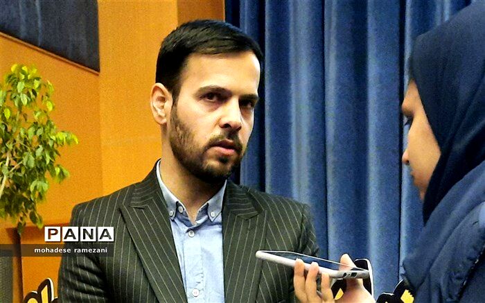 عضویت دانش‌آموزان در تشکل‌های دانش‌آموزی اجباری نیست