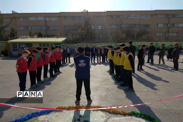 آیین کلنگ زنی زمین چمن مصنوعی دبیرستان سرآمد ناصر مشهد