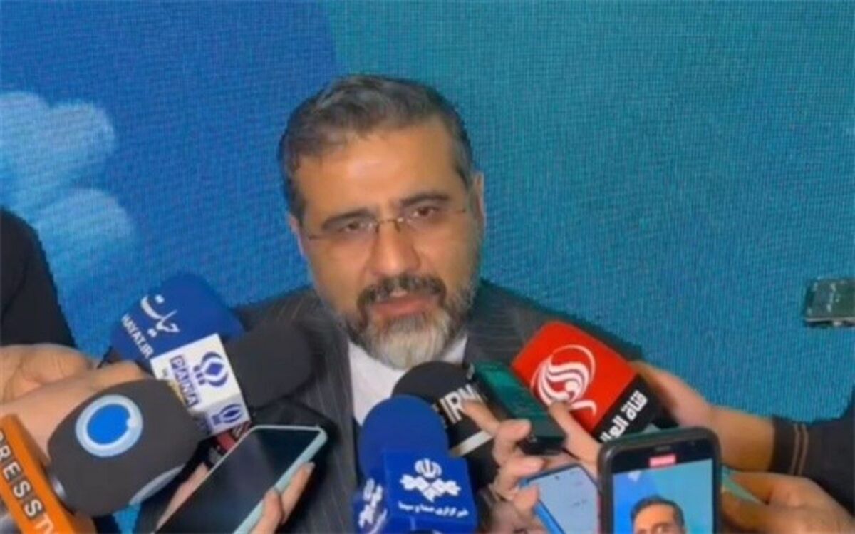 ‌ضرورت تولیدات متعدد فرهنگی و هنری برای اسطوره‌هایی مانند حاج قاسم سلیمانی