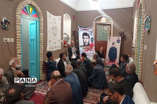 برنامه آبروی محله در روستای بزنجرد خلیل آباد