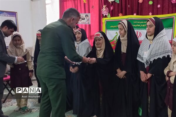 چهارمین سالروز شهادت سردار دلها، در دبستان حاج قاسم سلیمانی زرقان
