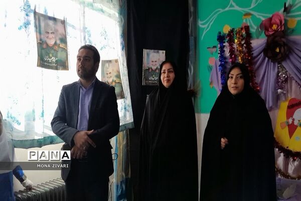 مراسم  سالگرد سردار حاج قاسم سلیمانی در آموزشگاه دوازده‌ فروردین ناحیه یک بهارستان