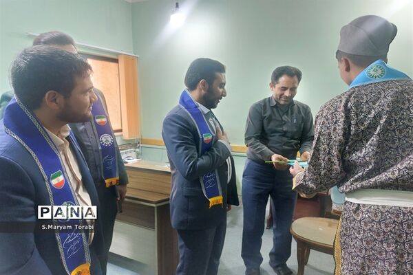 نکوداشت هفته گزینش توسط دانش‌آموزان پیشتاز سازمان دانش‌آموزی فارس