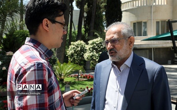 توضیح حسینی درباره اختصاص یارانه ۱۵ لیتری بنزین