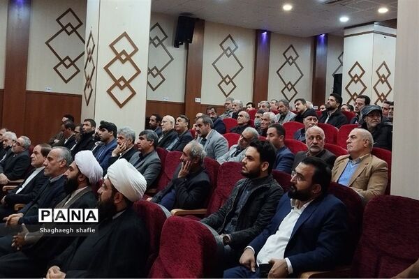 نشست نخبگان و فعالان فرهنگی در قرچک