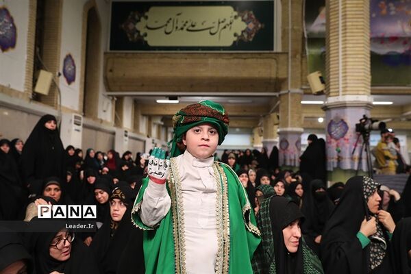 دیدار مداحان و شاعران اهل بیت‌(ع) با رهبر معظم انقلاب