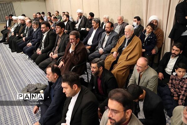 دیدار مداحان و شاعران اهل بیت‌(ع) با رهبر معظم انقلاب