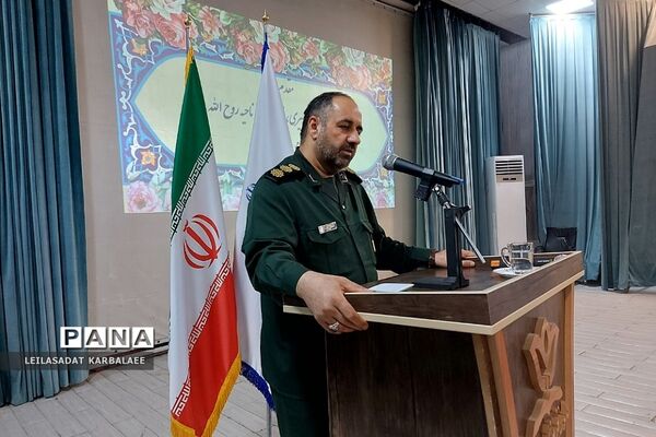 جلسه عمومی کیفیت بخشی مدیریت مدیران مدارس منطقه کهریزک و فشافویه