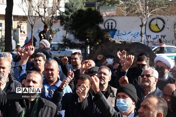 راهپیمایی مردم رودهن در محکومیت جنایت تروریستی گلزار شهدای کرمان