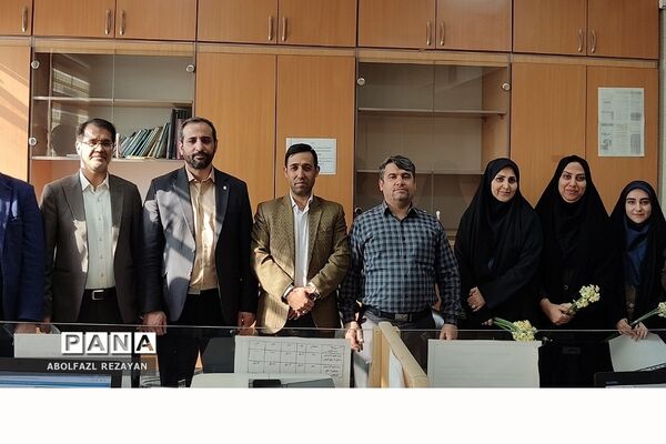 تقدیر از بانوان شاغل در اداره آموزش و پرورش کهریزک