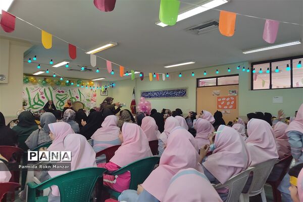 جشن میلاد حضرت زهرا(س) درآموزشگاه شاهد فاطمه الزهرا(س) شیراز