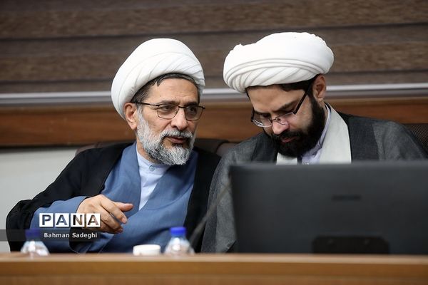 سلسله نشست‌های حکمرانی قرآنی