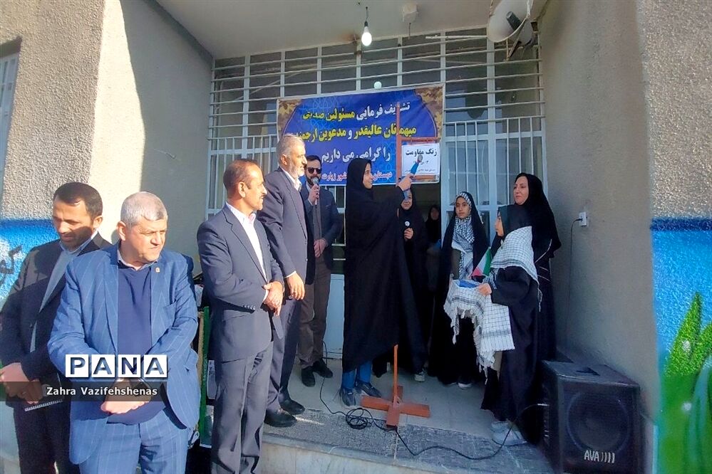 نواختن زنگ مقاومت و بصیرت در دبستان شهید خاکشور زیارت شهرستان شیروان