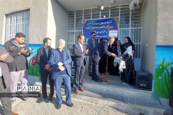 نواختن زنگ مقاومت و بصیرت در دبستان شهید خاکشور زیارت شهرستان شیروان