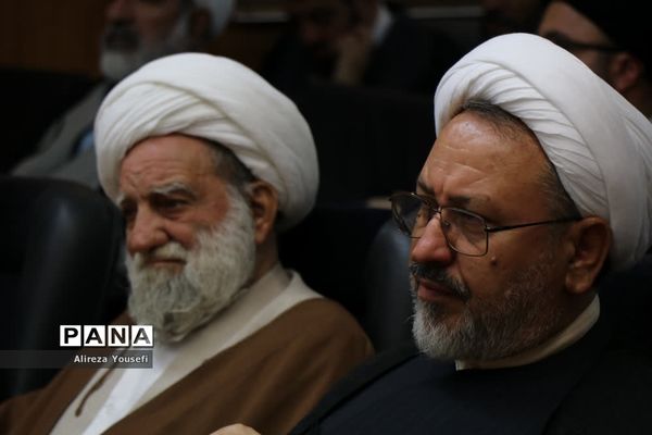 نشست علمی «منزلت حضرت زهرا(س) از نگاه امام خمینی(ره)» در قم