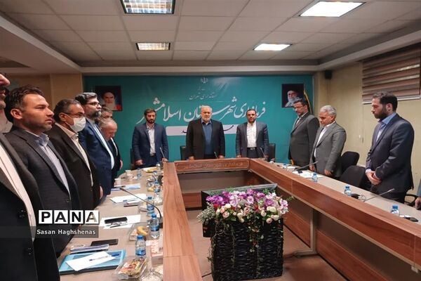 بازدید وزیر صنعت،معدن و تجارت از واحدهای صنعتی اسلامشهر