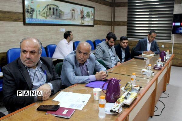 نشست مشترک معاون پرورشی و فرهنگی اداره کل آموزش و پرورش استان بوشهر با تیم بازرسی ستاد مبارزه با مواد مخدر کشور