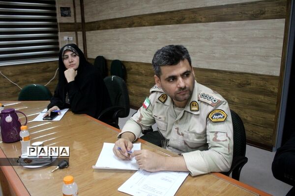 نشست مشترک معاون پرورشی و فرهنگی اداره کل آموزش و پرورش استان بوشهر با تیم بازرسی ستاد مبارزه با مواد مخدر کشور