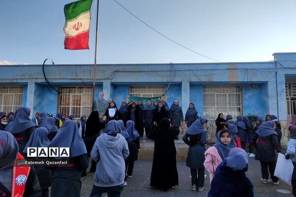 جشن میلاد حضرت زهرا(س) در دبستان های ناحیه 3 شیراز