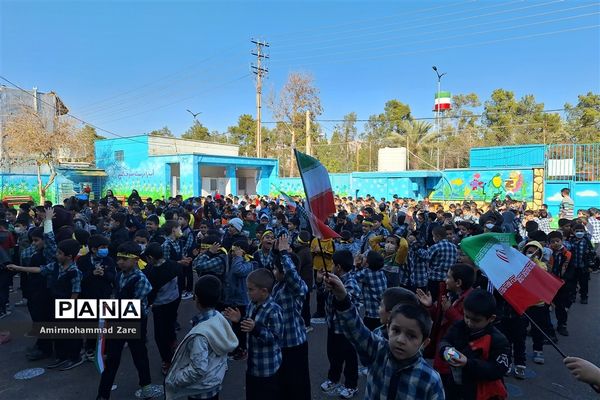 جشن میلاد حضرت زهرا(س) در دبستان های ناحیه 3 شیراز