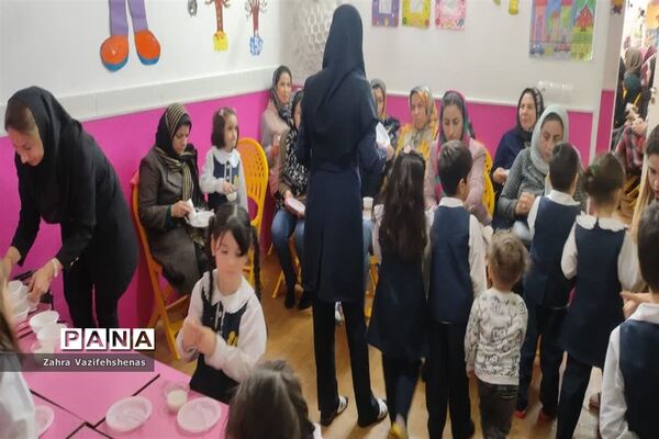 جشن  ولادت حضرت زهرا(س) و روز مادر در مهد کودک گلهای هستی شیروان