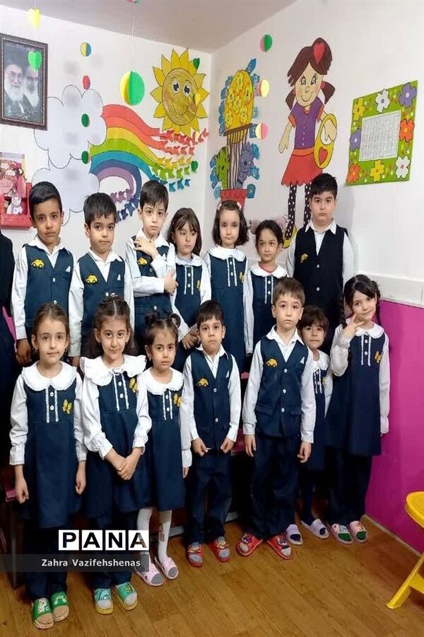 جشن  ولادت حضرت زهرا(س) و روز مادر در مهد کودک گلهای هستی شیروان
