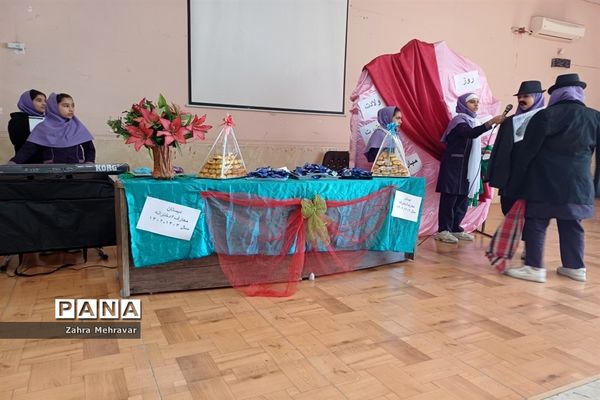 جشن میلاد حضرت زهرا(س) در دبستان معارف 6 ناحیه 3