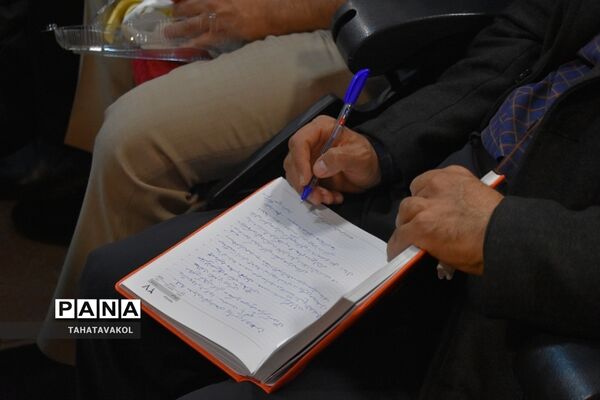 سلسله نشست‌های تعاملی مدیرکل آموزش و پرورش شهرستان‌های استان تهران  با مدارس دولتی ۱۴ دی در شهرستان پردیس