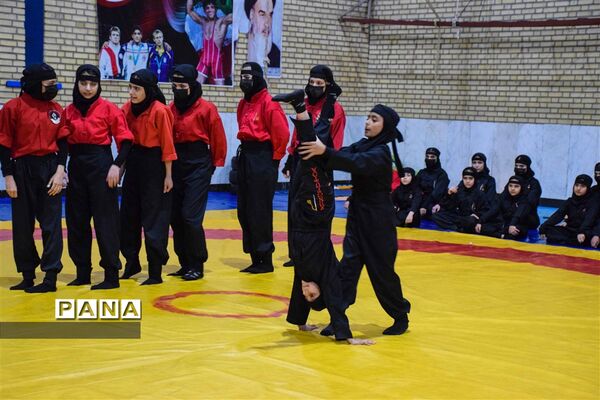 برگزاری همایش رزمی دختران کونگ‌فوکار شهرستان گرمه