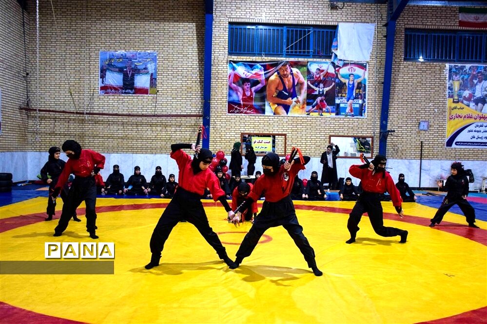 برگزاری همایش رزمی دختران کونگ‌فوکار شهرستان گرمه