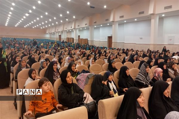 همایش مادر دختری دختران فاطمی و مراسم بزرگداشت شهید سلیمانی