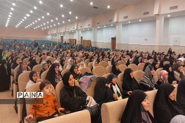 همایش مادر دختری دختران فاطمی و مراسم بزرگداشت شهید سلیمانی