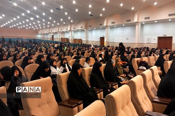 همایش مادر دختری دختران فاطمی و مراسم بزرگداشت شهید سلیمانی