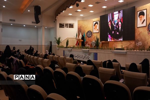 همایش مادر دختری دختران فاطمی و مراسم بزرگداشت شهید سلیمانی