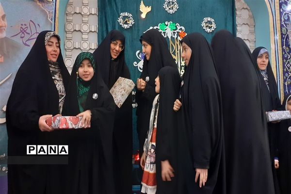 برگزاری جشن ولادت حضرت زهرا در دارالقرآن مرکزی حضرت ولی عصر