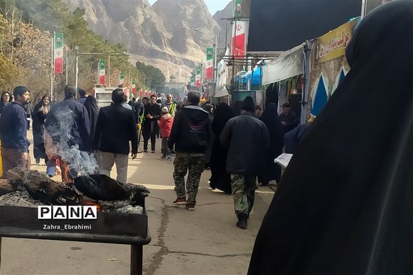 حال و هوای گلزار شهدای کرمان بعد از حادثه تروریستی