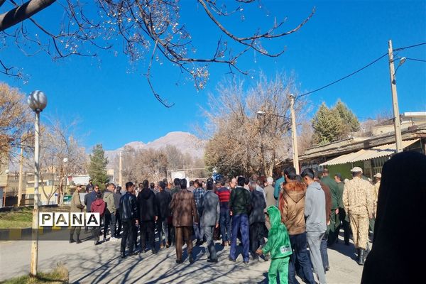 راهپیمایی مردم شهرستان چگنی در محکومیت حادثه کرمان