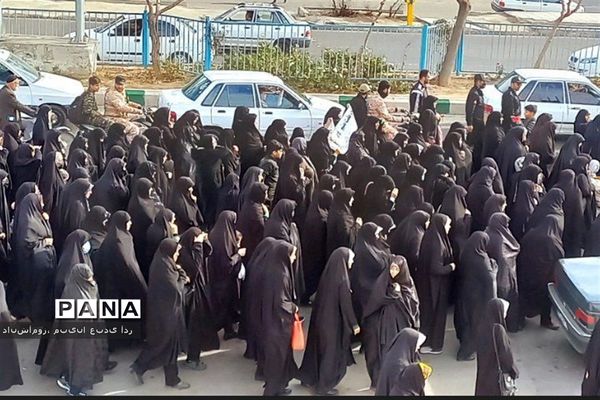 راهپیمایی پرشور مردم بخش گلستان شهرستان بهارستان