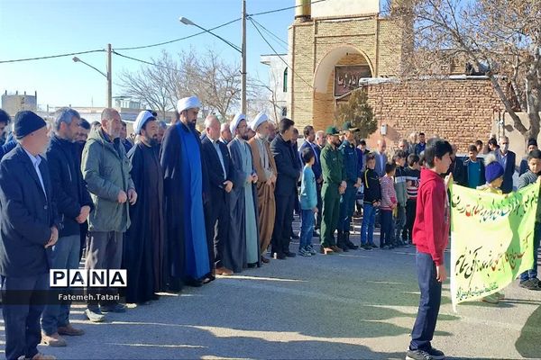 راهپیمایی مردم شهرستان بام و صفی‌آباد در محکومیت جنایت تروریستی کرمان