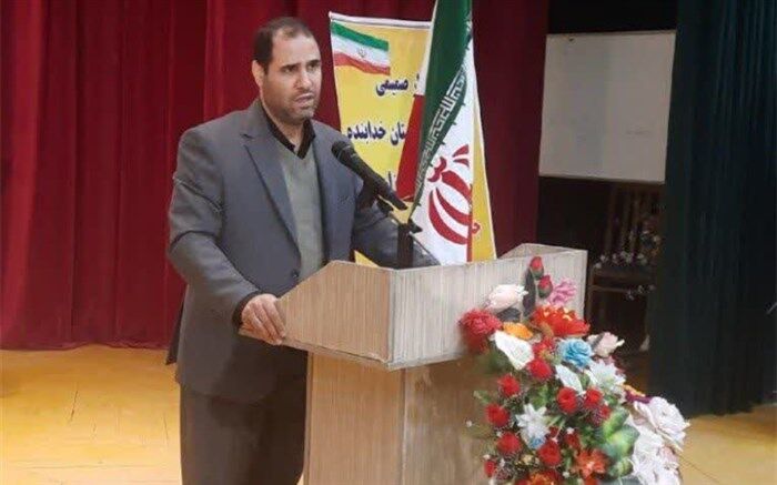 حاج قاسم سلیمانی بین دانش‌آموزان محبوبیت زیادی دارد