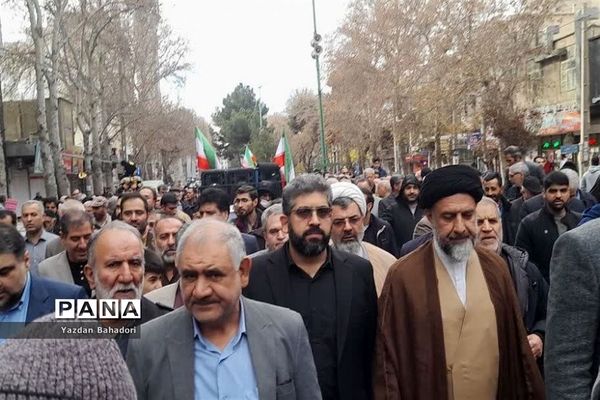 راهپیمایی مردم ولایتمدار شهریار در محکومیت حادثه تروریستی شهدای کرمان