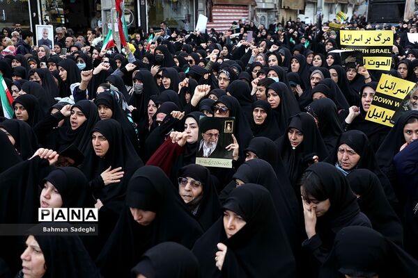 تشییع پیکر دانشجومعلم شهیده فائزه رحیمی