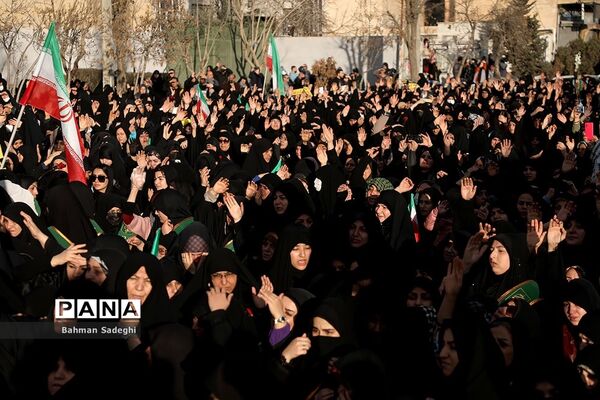 تشییع پیکر دانشجومعلم شهیده فائزه رحیمی