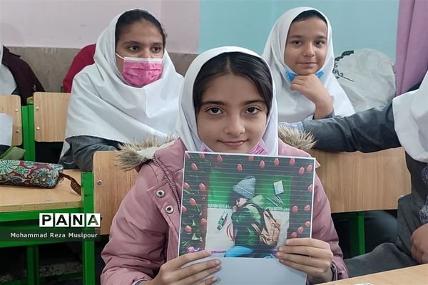 اجرای مراسم صبحگاه مقاومت در مدارس صفادشت